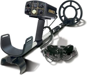 5. Fisher CZ21-8 Underwater Metal Detector